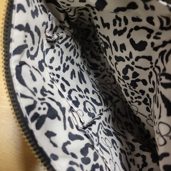 JESSICA SIMPSON Python Print Crossbody - Picture 5 of 7